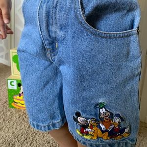 VINTAGE disney embroidered shorts